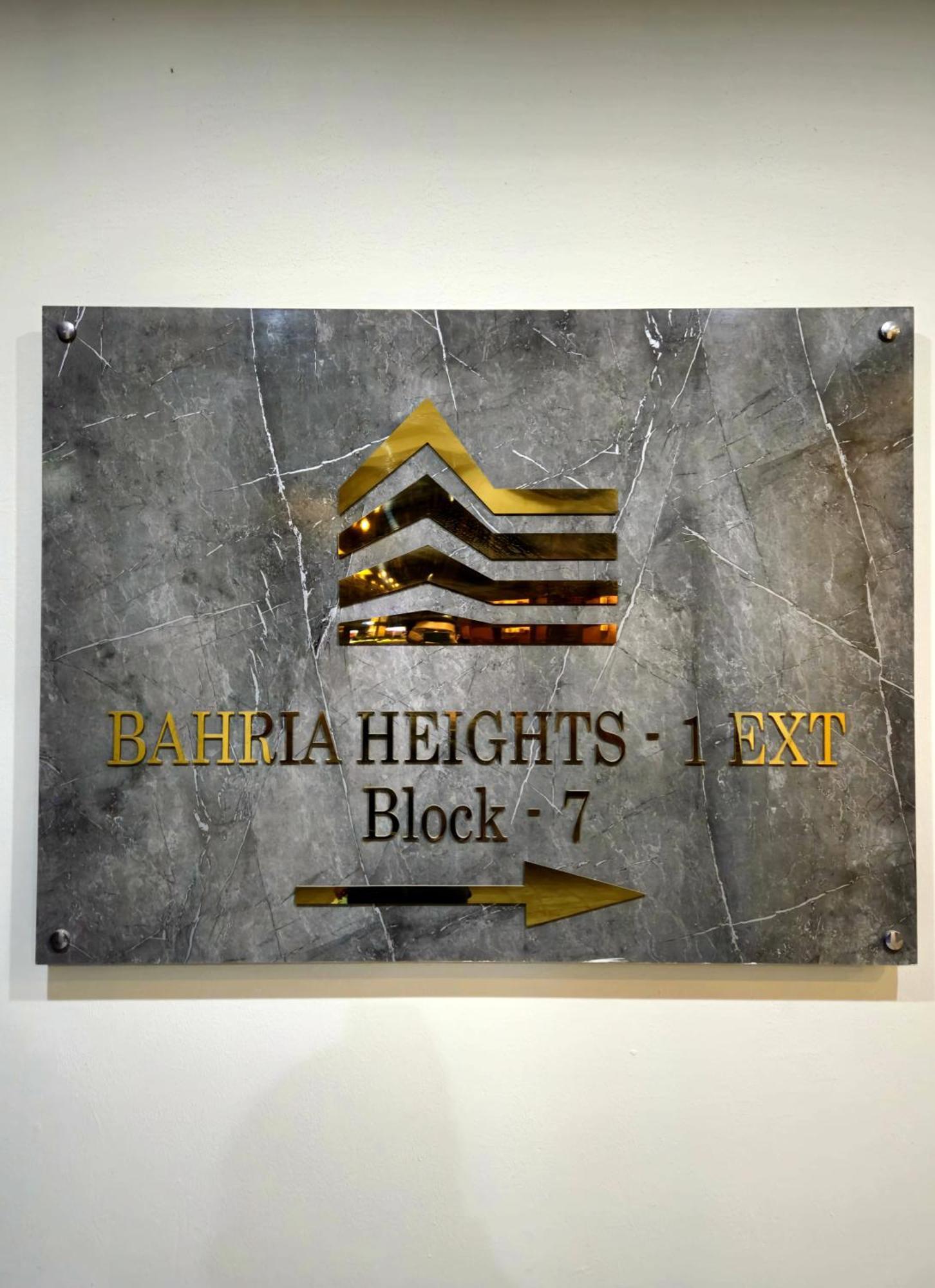 Aesthetic Scenic Luxurious Apartment - Bahria Heights Rawalpindi Eksteriør billede