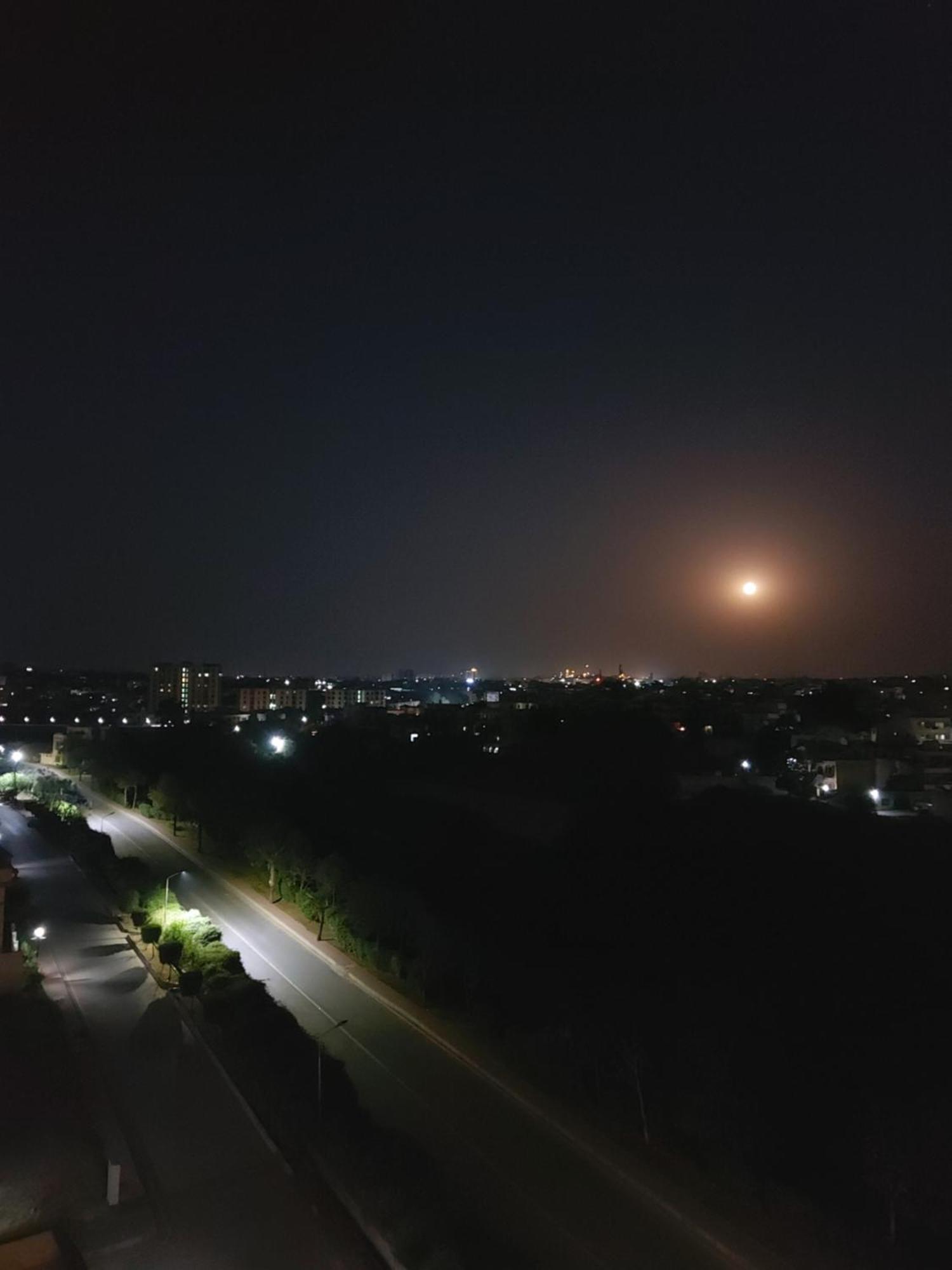 Aesthetic Scenic Luxurious Apartment - Bahria Heights Rawalpindi Eksteriør billede